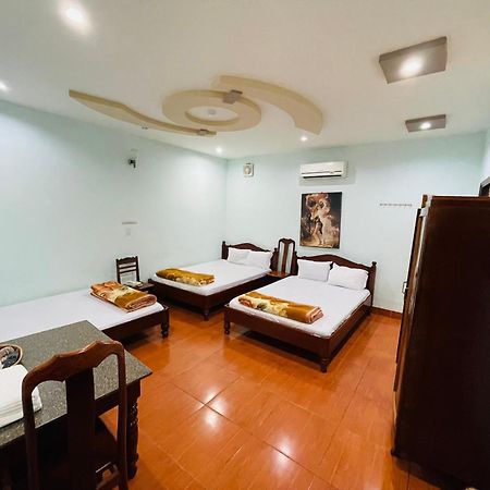 Manh Hung Hotel Buon Ma Thuot Exterior photo