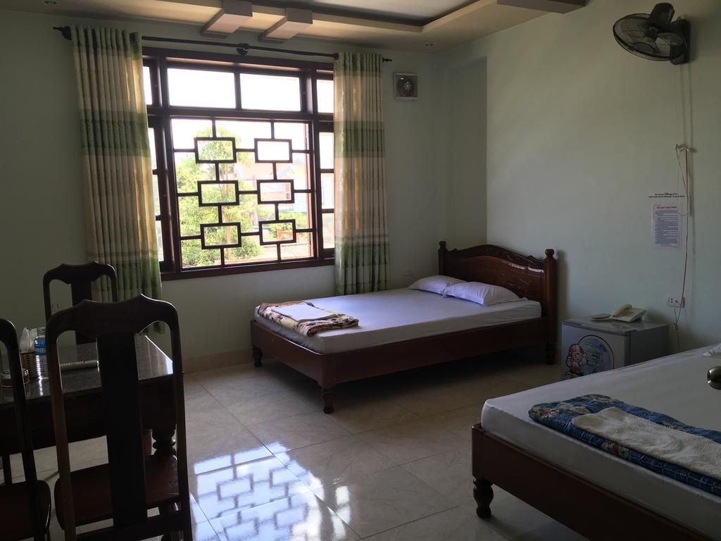 Manh Hung Hotel Buon Ma Thuot Exterior photo
