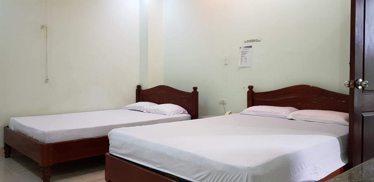 Manh Hung Hotel Buon Ma Thuot Exterior photo